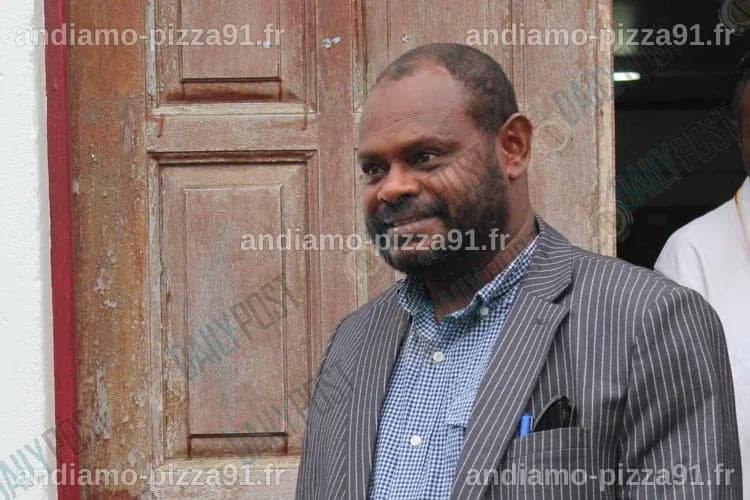 Norris: I was the last Minister to sign the motion | News | dailypost.vu
