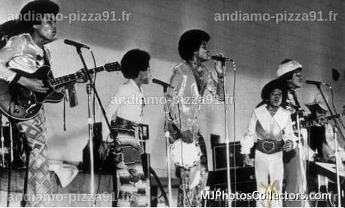 Concerto do Jackson 5 na West Side High School, em Gary - 1971 - MJFans ...